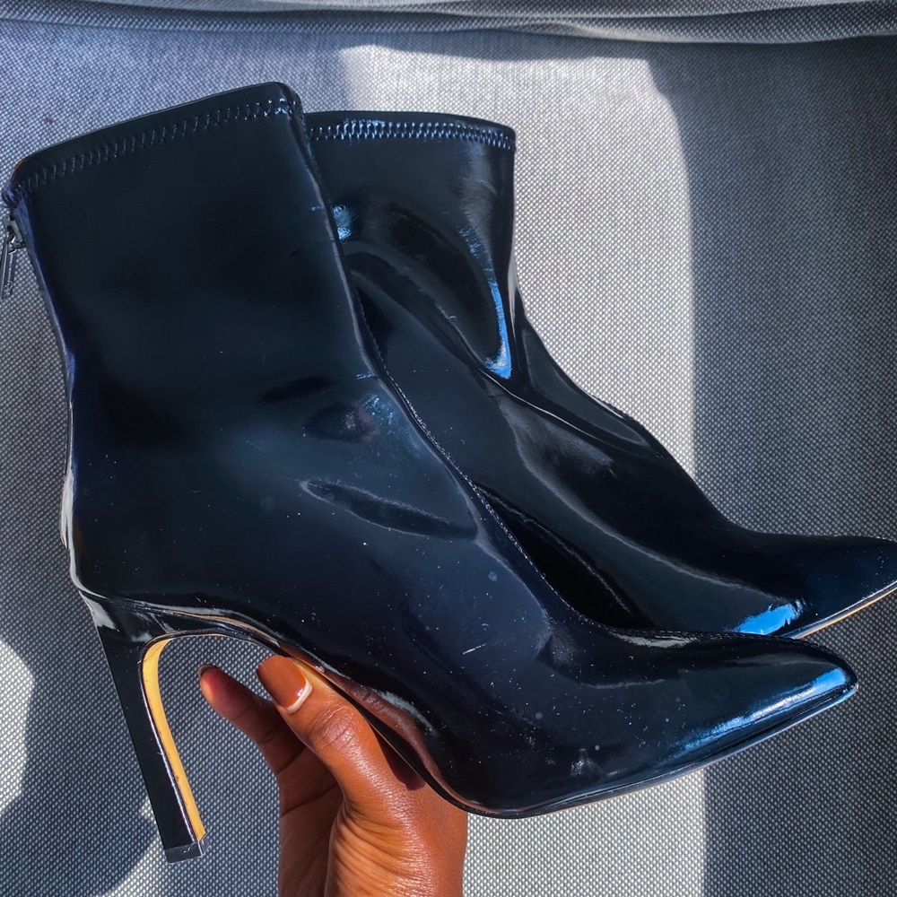 SOLD — Sleek stilleto booties with a pointy-toe